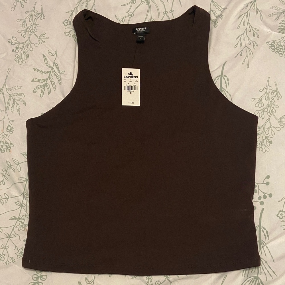 Express chocolate 🍫 Brown body contour tank sz med 🤎❤️
